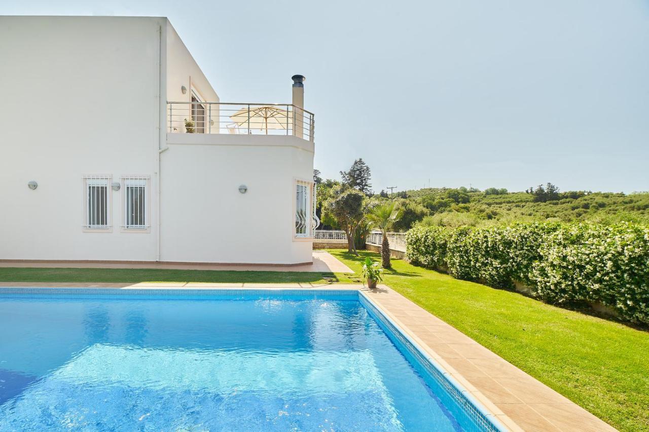 Villa Moma Palio Gerani Exteriör bild